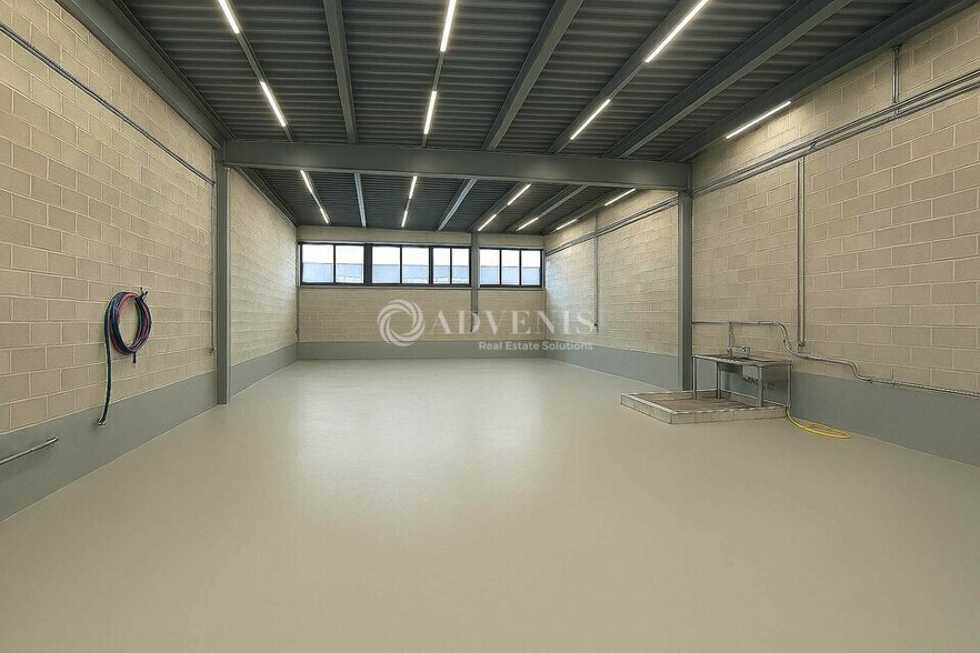 Light Industrial in Bry-sur-Marne to rent - Interior Photo - Image 3 of 7