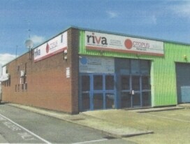 6 Manor House Ln, Slough for sale - Building Photo - Image 1 of 1