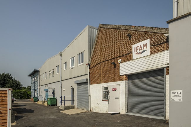 More details for Station Rd, Kings Langley - Light Industrial to Rent