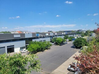 More details for 13 Route De La Révolte, Saint-Denis - Light Industrial to Rent