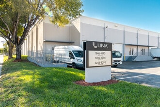 7950-7966 NW 14th St, Miami, FL to rent Building Photo- Image 2 of 4