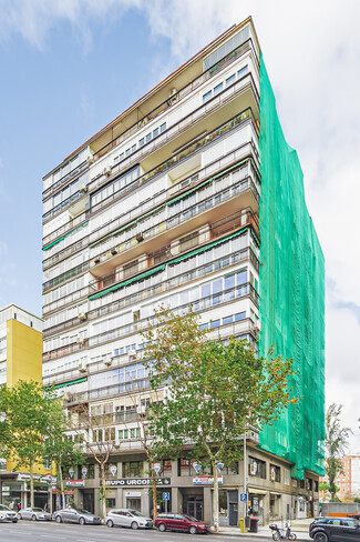 More details for Calle de Cea Bermúdez, 10, Madrid - Residential for Sale