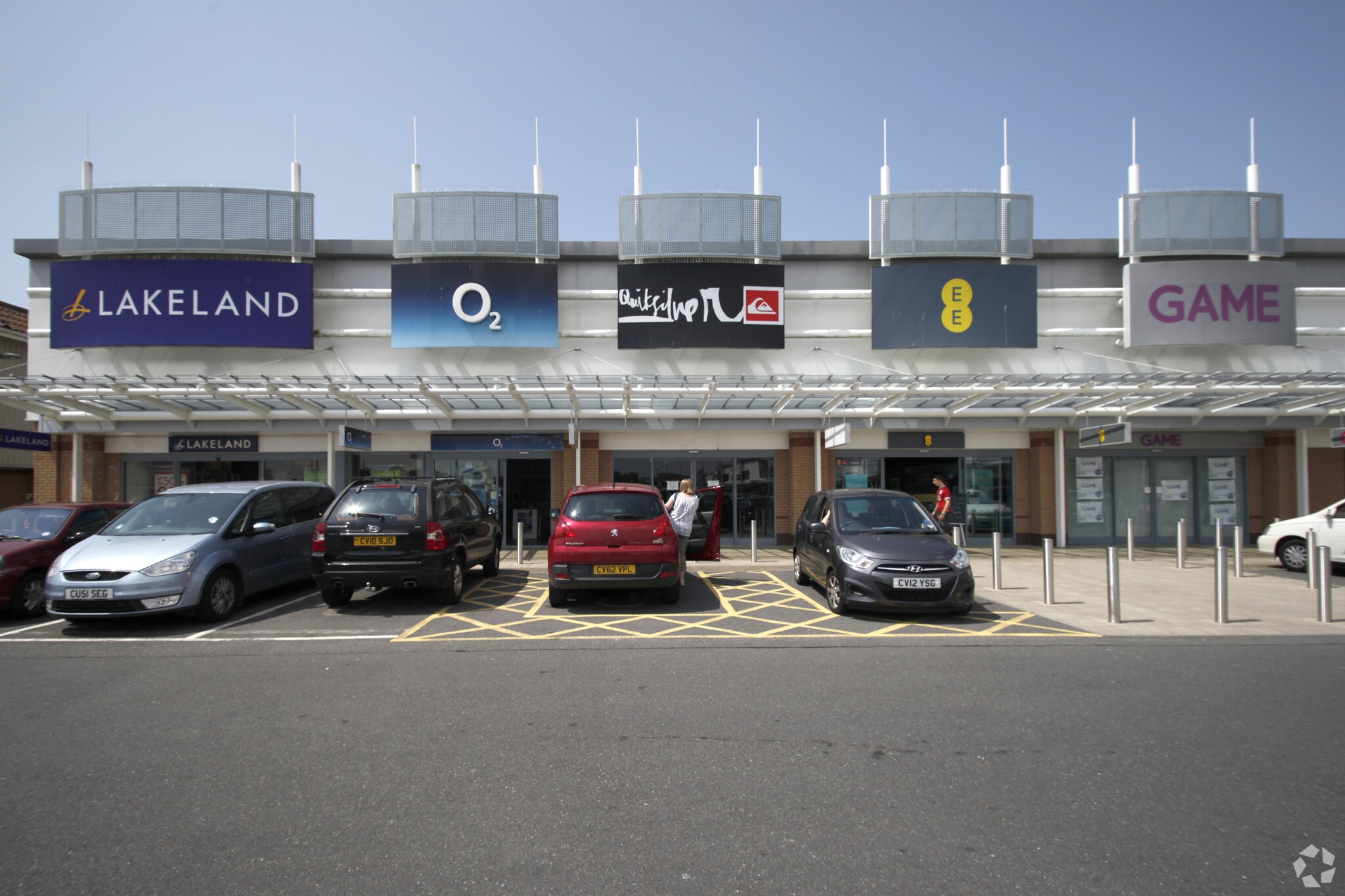 Mostyn St, Llanelli to rent Primary Photo- Image 1 of 22