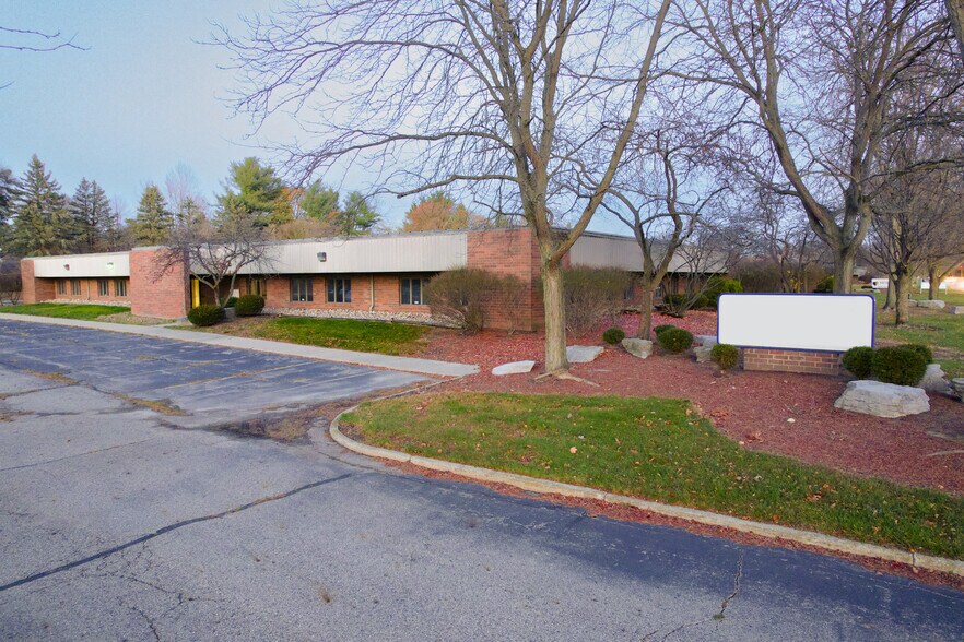 2370 Science Pky, Okemos, MI for rent - Building Photo - Image 1 of 10