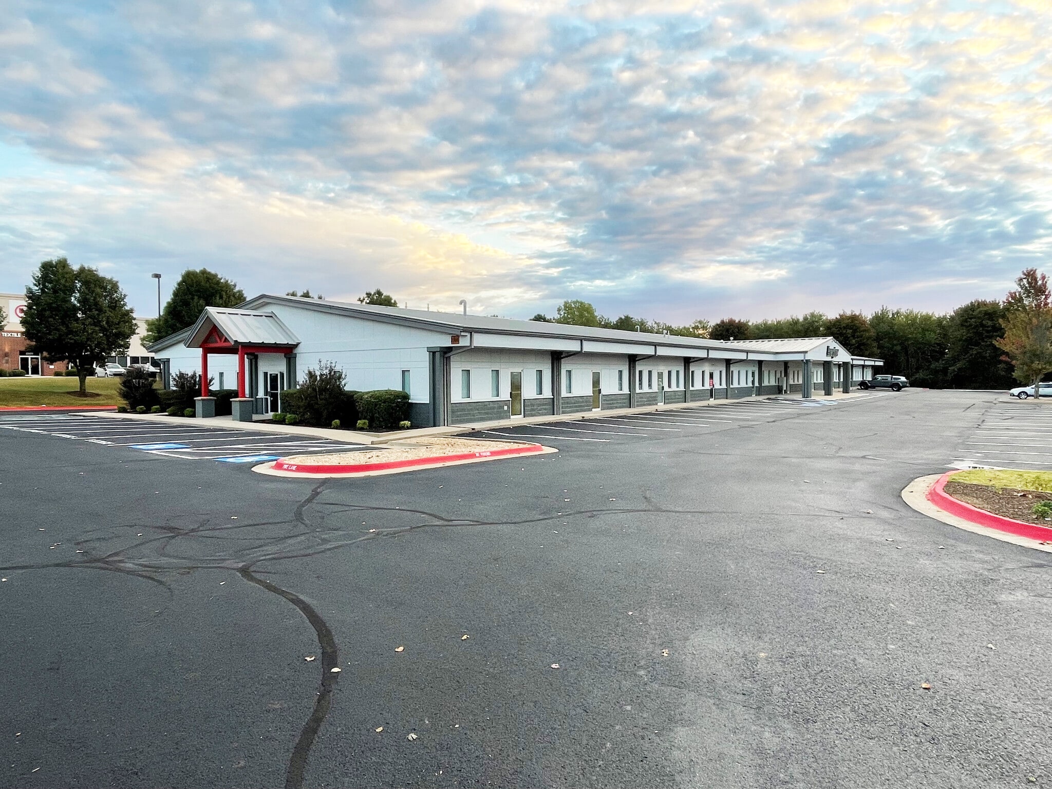 2701 SE Otis Corley Dr, Bentonville, AR to rent Building Photo- Image 1 of 2