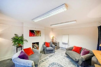 19 East St, Farnham to rent Interior Photo- Image 2 of 2