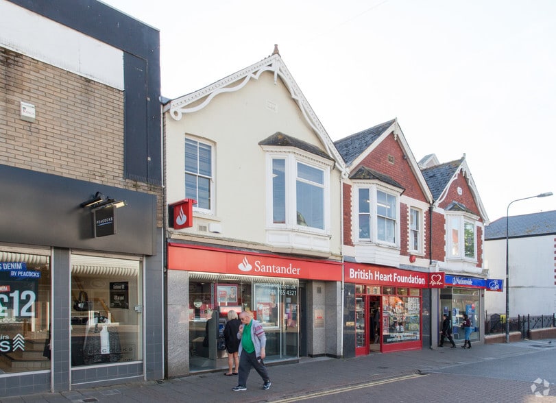 138 Holton Rd, Barry to rent - Building Photo - Image 2 of 4