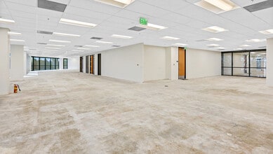 3070 Bristol St, Costa Mesa, CA to rent Interior Photo- Image 2 of 9