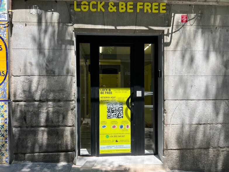 Retail in Madrid, Madrid to rent - Building Photo - Image 1 of 5