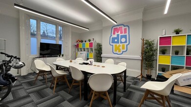 14 Hamilton Ter, Leamington Spa to rent Building Photo- Image 1 of 10