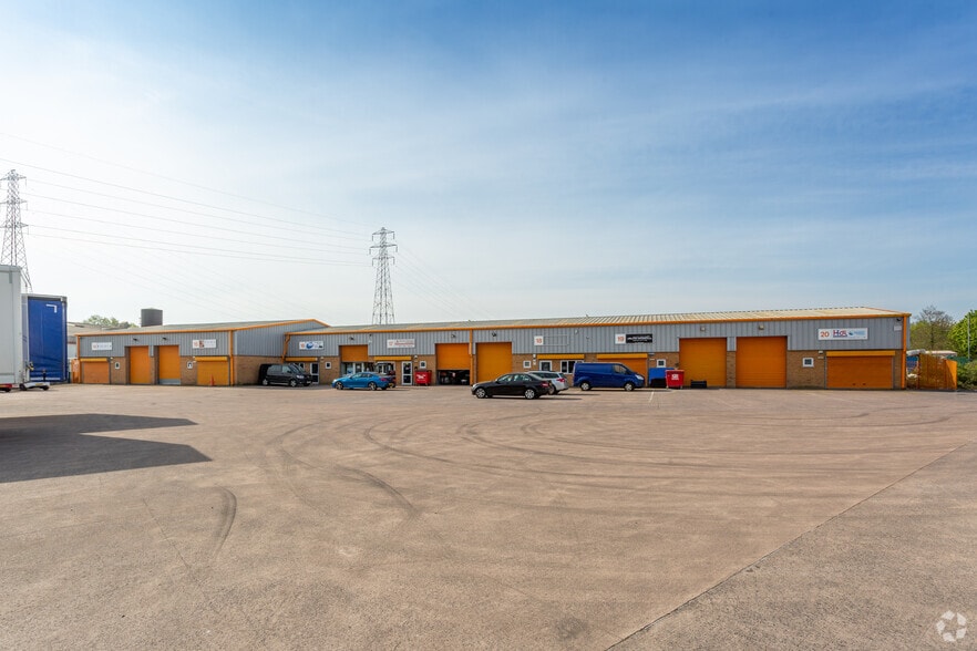 Estuary Ct, Newport to rent - Building Photo - Image 2 of 18