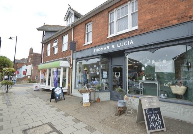 34 Bargates, Christchurch for sale Primary Photo- Image 1 of 1