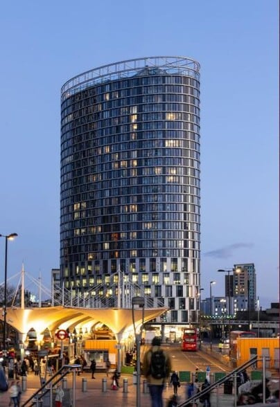 Station St, London to rent - Building Photo - Image 3 of 40