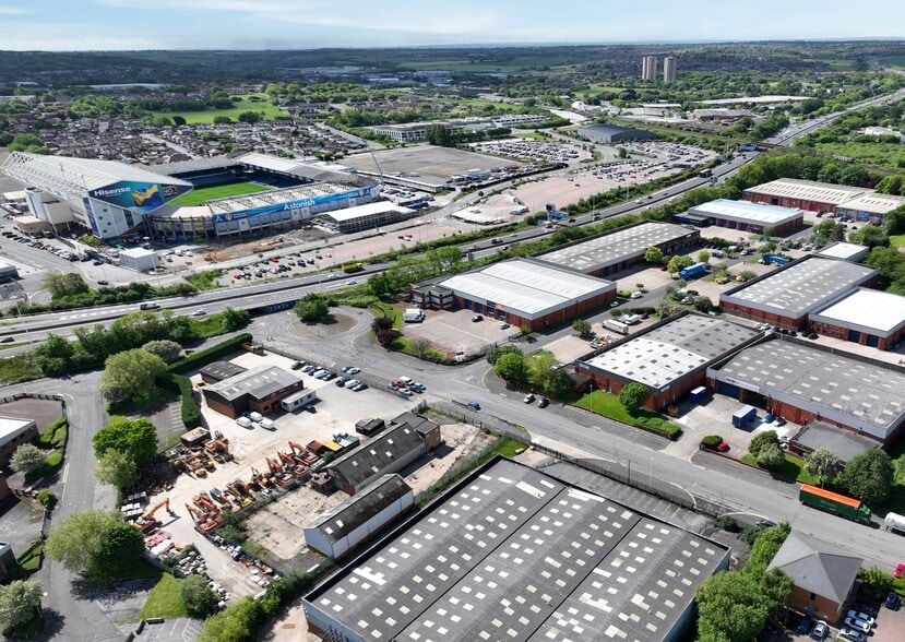 Viceroy Works portfolio of 2 properties for sale on LoopNet.co.uk - Building Photo - Image 2 of 5