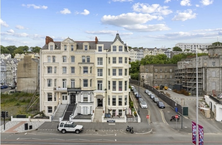 6 Central Promenade, Isle Of Man for sale Primary Photo- Image 1 of 71