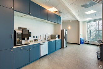 6275 Joyce Dr, Arvada, CO to rent Interior Photo- Image 2 of 4