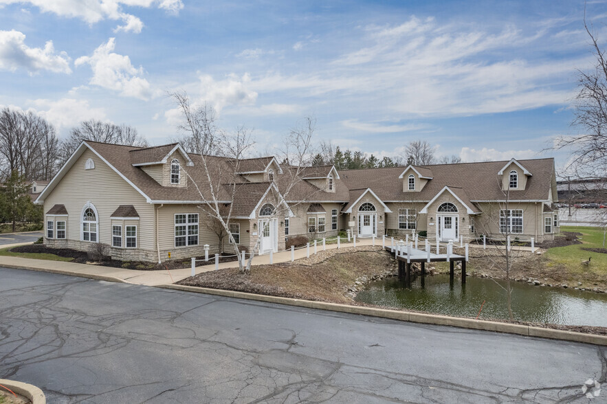 28045 Clemens Rd, Westlake, OH for rent - Primary Photo - Image 1 of 8