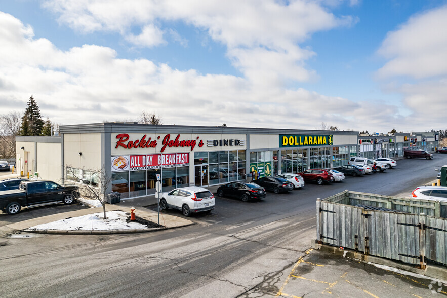 484-486 Hazeldean Rd, Ottawa, ON for rent - Primary Photo - Image 1 of 4