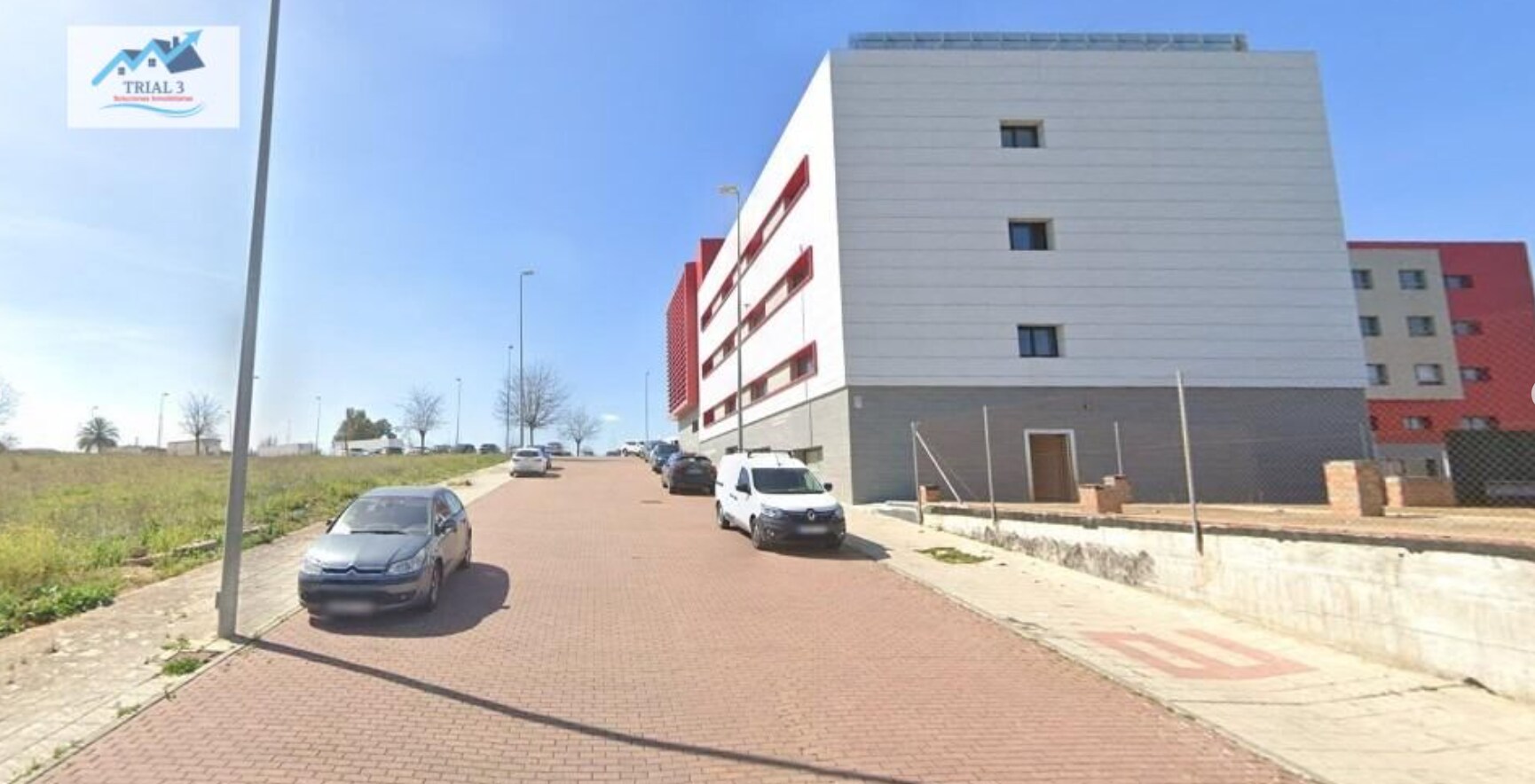 Office in Salteras, Sevilla for sale Building Photo- Image 1 of 2