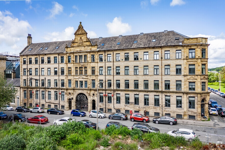 Cape St, Bradford to rent - Building Photo - Image 3 of 27