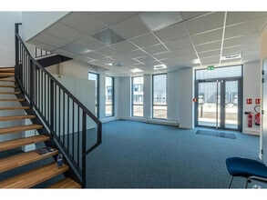 Light Industrial in Saint-Priest to rent Interior Photo- Image 1 of 1