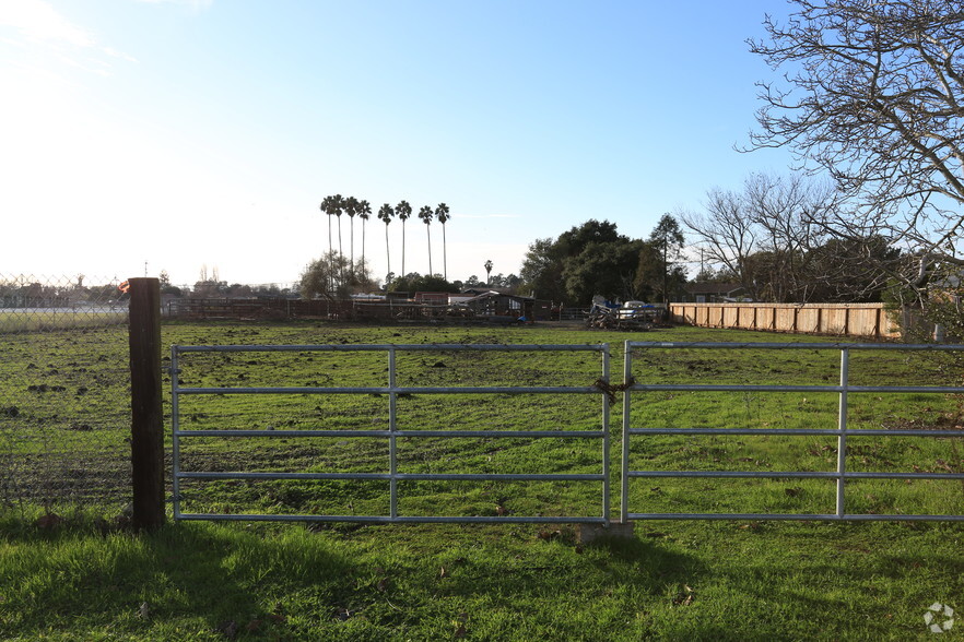 S Napa Junction Rd, American Canyon, CA for sale - Primary Photo - Image 2 of 4