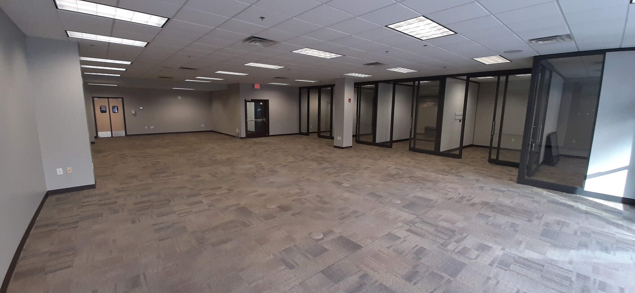 630 1st Ave N, Fargo, ND to rent Interior Photo- Image 1 of 12