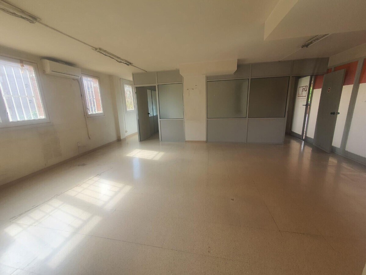 Martorell, BAR 08760 - - - Interior Photo - Image 1 of 24