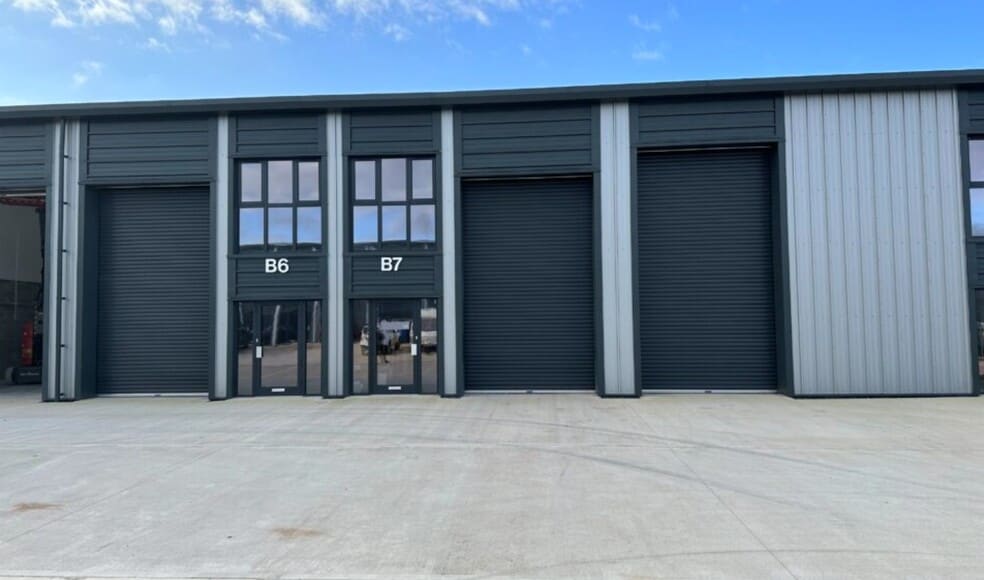 Exeter Rd, Bradninch to rent - Building Photo - Image 2 of 3