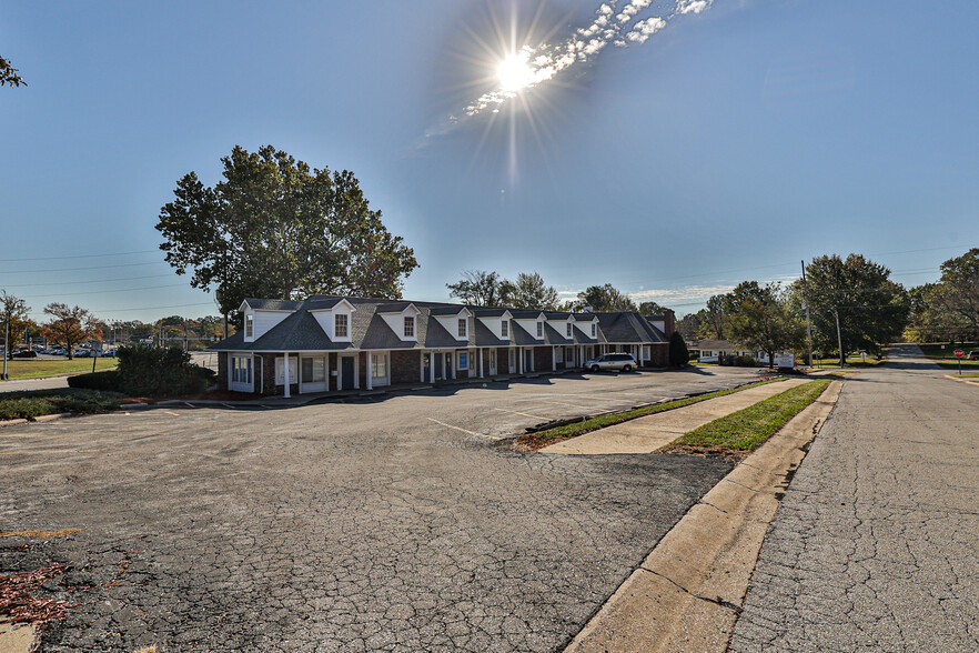 13013 Fuller Ave, Grandview, MO for rent - Building Photo - Image 2 of 16