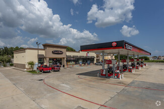 More details for 10901 W Fairmont Pky, La Porte, TX - Retail for Sale