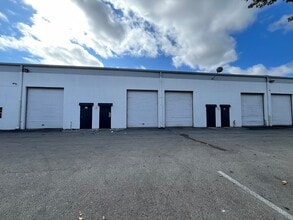 1533-1717 SW 1st Way, Deerfield Beach, FL to rent Building Photo- Image 1 of 11