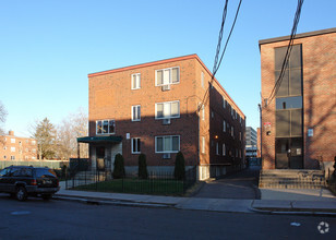 36 Huntington St, Hartford, CT for sale Building Photo- Image 1 of 41