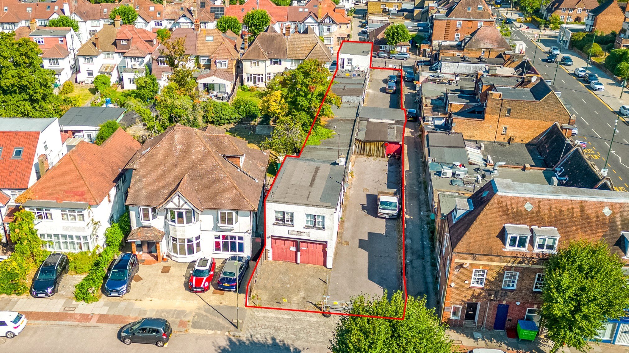 3 Ashbourne Way, London for sale Primary Photo- Image 1 of 26
