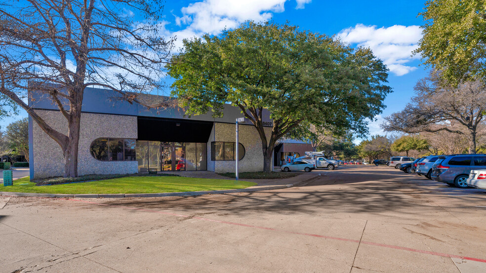 8406 Sterling St, Irving, TX for rent - Primary Photo - Image 1 of 17