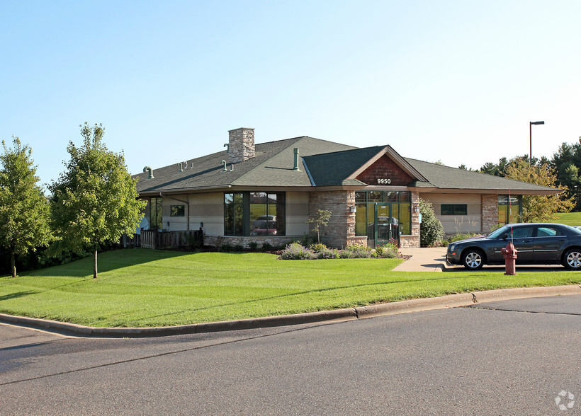 9950 Valley Creek Rd, Woodbury, MN for sale - Primary Photo - Image 1 of 1