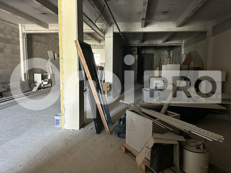 Light Industrial in Saint Fons for sale - Building Photo - Image 2 of 7