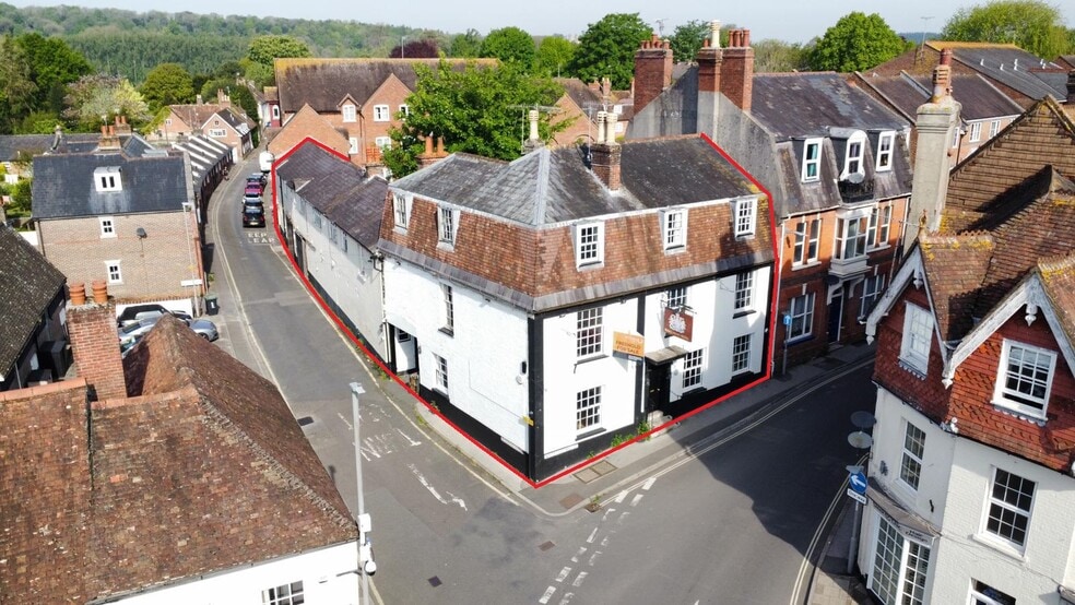 White Cliff Mill St, Blandford Forum for rent - Building Photo - Image 1 of 10