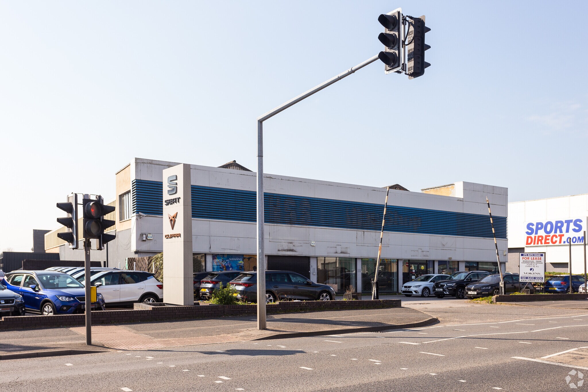 375 Bath Rd, Slough for sale Primary Photo- Image 1 of 1