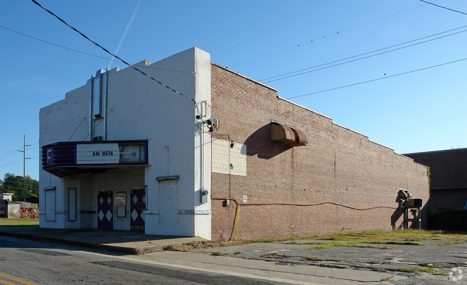 629 Albemarle Ave, Greenville, NC for rent - Building Photo - Image 3 of 5