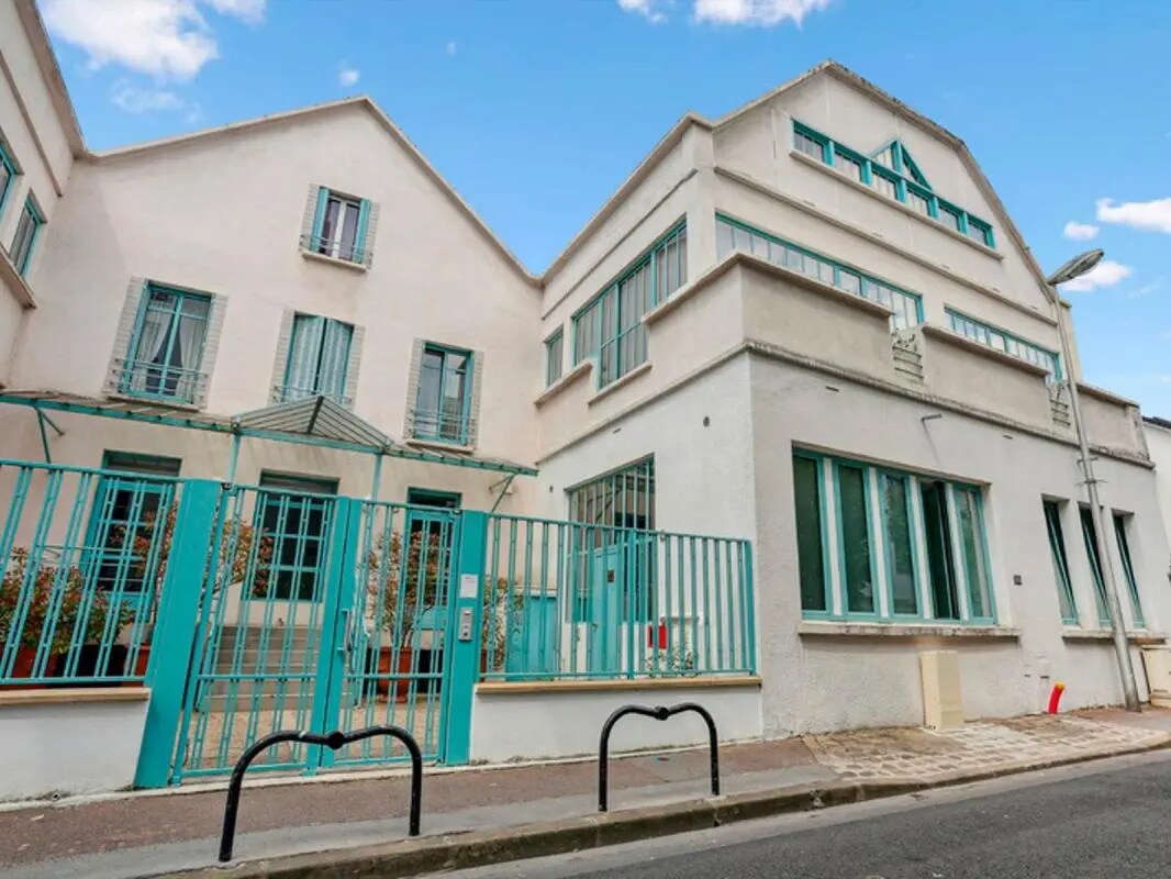 Light Industrial in Courbevoie for sale Building Photo- Image 1 of 4