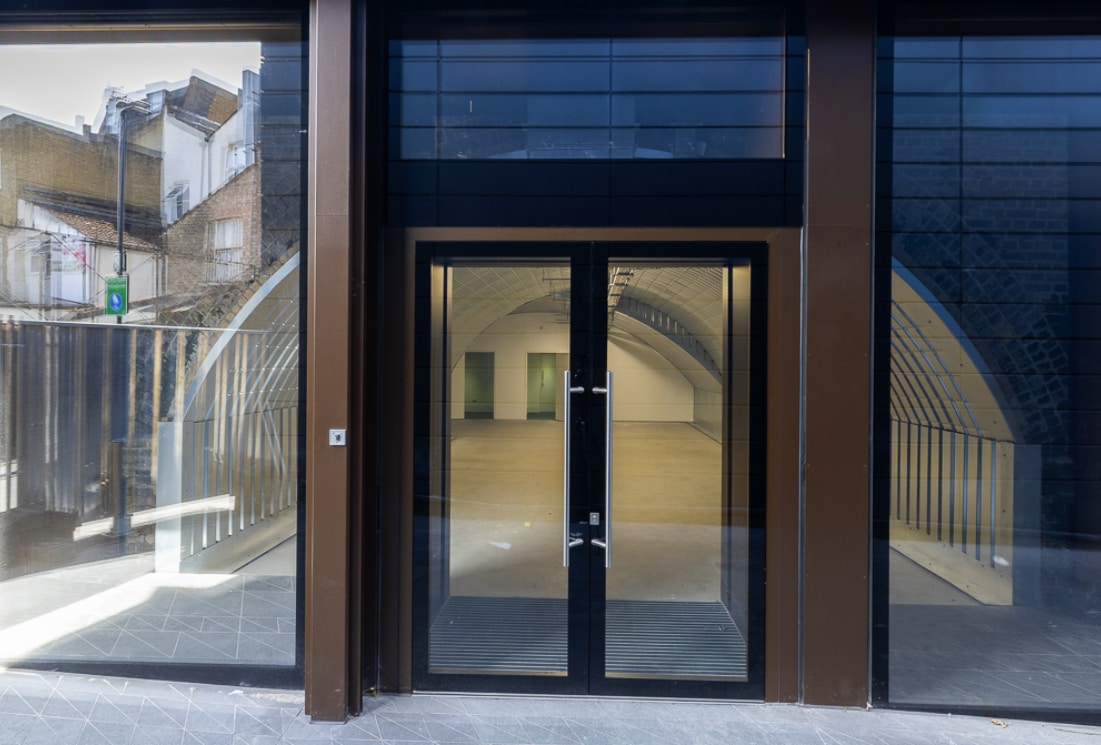189-200 Morning Ln, London to rent Building Photo- Image 1 of 4