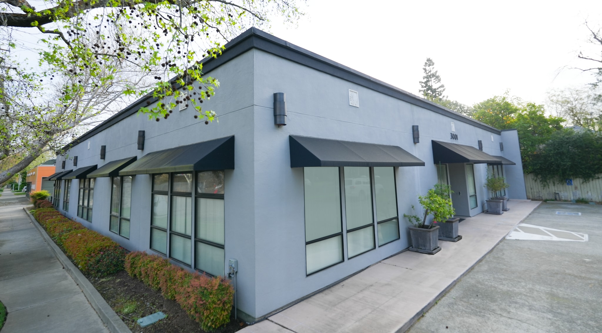 3001 E St, Sacramento, CA to rent Building Photo- Image 1 of 12