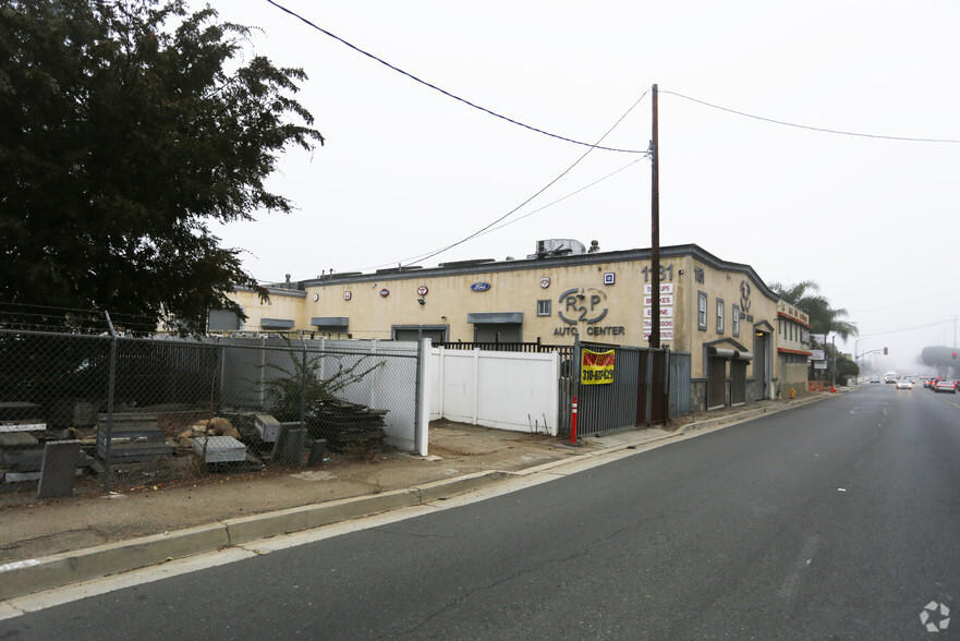 1131 E Florence Ave, Inglewood, CA for sale - Primary Photo - Image 1 of 1