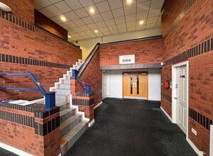 Clydesdale Pl, Leyland to rent Lobby- Image 1 of 5