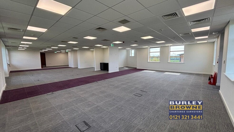 Birmingham Rd, Lichfield to rent - Building Photo - Image 2 of 15