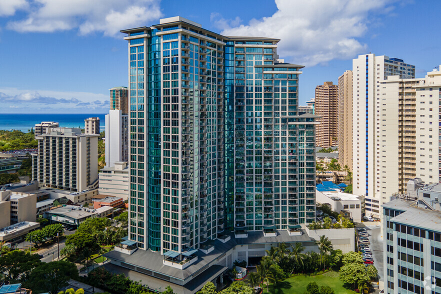 1837 Kalakaua Ave, Honolulu, HI for sale - Primary Photo - Image 1 of 1