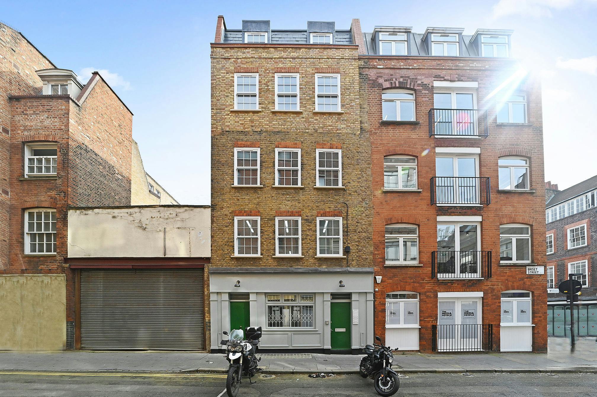 19 Briset St, London for sale Primary Photo- Image 1 of 1