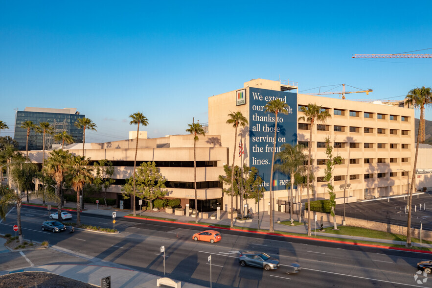 3000 W Alameda Ave, Burbank, CA for rent - Building Photo - Image 2 of 6