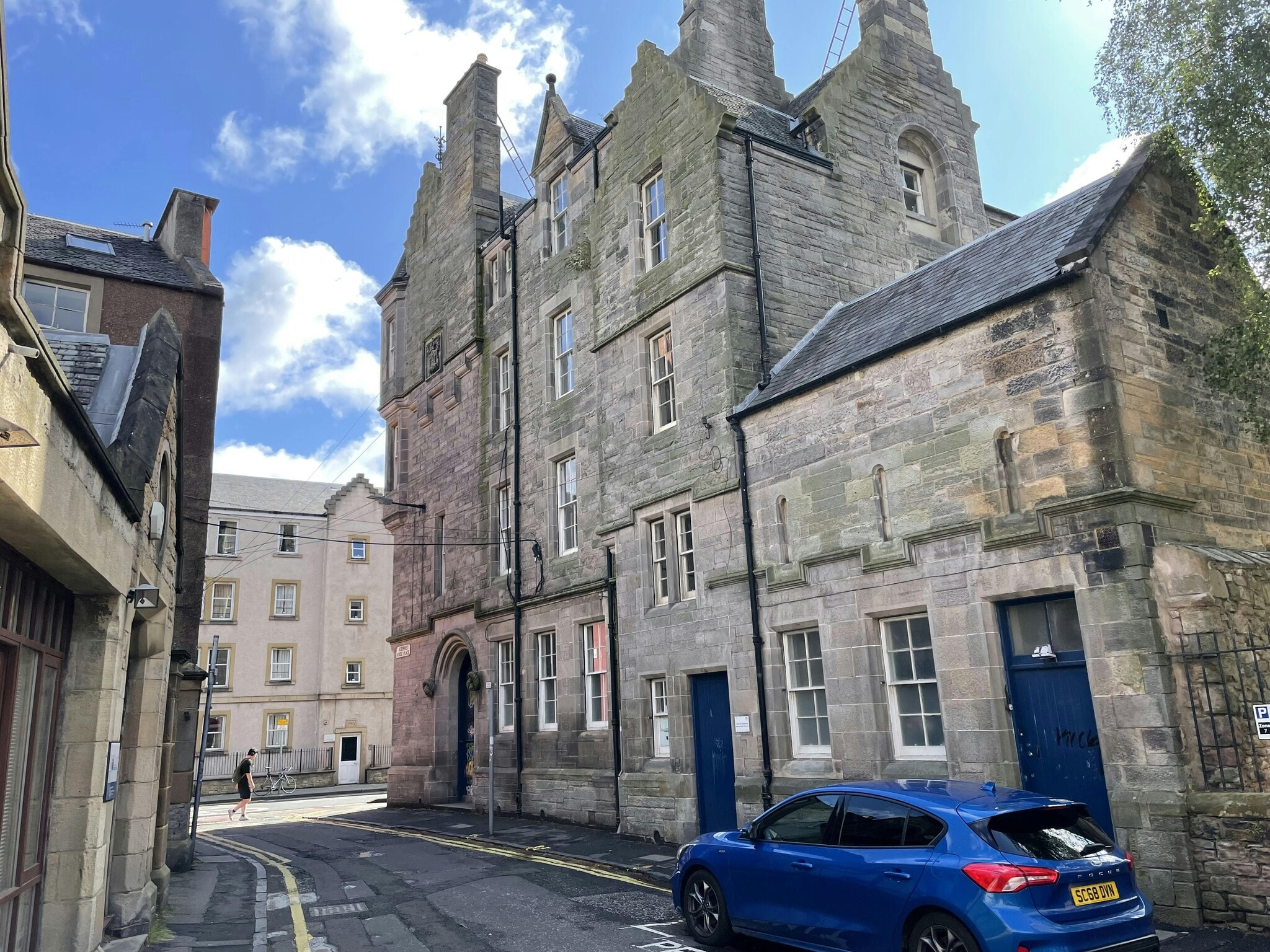 86-92 Causewayside, Edinburgh to rent Building Photo- Image 1 of 9